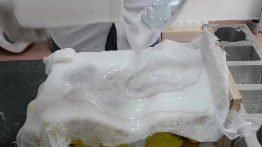 模具硅膠刷模如何使用，有什么需要注意的 ？