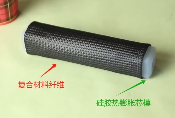 定制化時代如何選擇碳纖維復(fù)合材料成型工藝中用的硅橡膠？